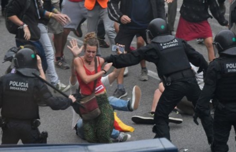 ކެޓަލޯނިއާގެ ލީޑަރުންނަށް ހުކުމް ކުރުމުން ހަމަނުޖެހުން