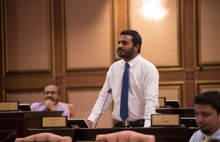 ފްލެޓު ލިބުނު ބޭފުޅުންގެ މައްސަލަ ބަލަން ޖެހޭ: ވިސާމް