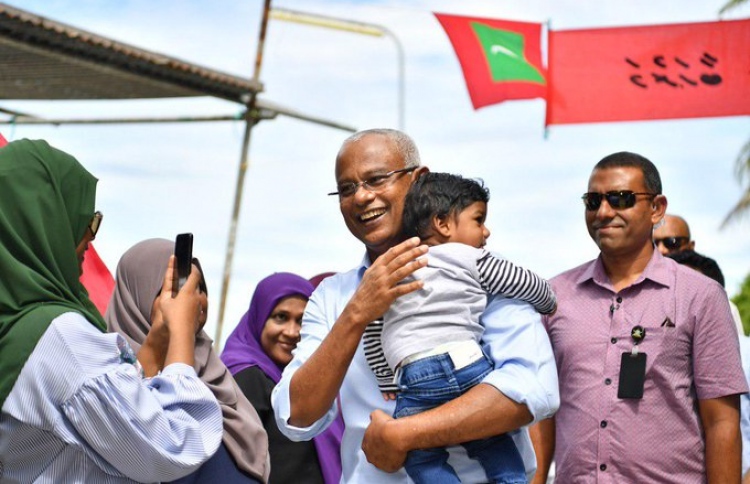 އަމާޒަކީ ކުޑަކުދިންނަށް އުފާވެރިކަން ހޯދުން: ރައީސް