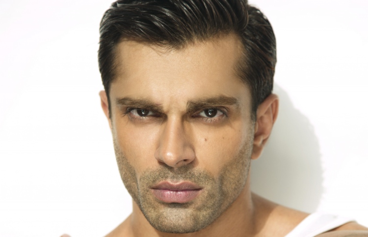 ކަރަން، ބަޖާޖް ކެރެކްޓާ ދޫކޮށްލައިފި