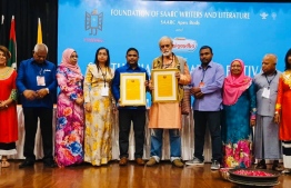 President Ashraf Ali (C-L) of the Academy of Dhivehi Language, was awarded the Literary Award in New Dehli, India. PHOTO: DHIVEHI BAHUGE EKEDAMEE / DHIVEHI LANGUAGE ACADEMY