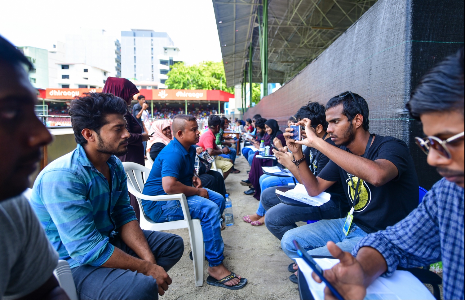 ރީރެޖިސްޓްރޭޝަން ކުރިއަށް ދަނީ: ބިދޭސީން އެތެރެކުރުމުގައި ވައްކަމާއި ޚިޔާނާތް ބޮޑު -- ފައިލް ފޮޓޯ/ މިހާރު