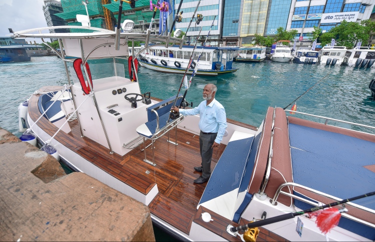 އެންމެ ފުރިހަމަ އުފެއްދުން އަލްޝާލީ މެރިން އިން