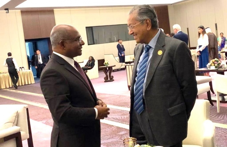 ނާމް ސަމިޓްގައި ރައީސްގެ ފަރާތްޕުޅުން މިނިސްޓަރު ޝާހިދު