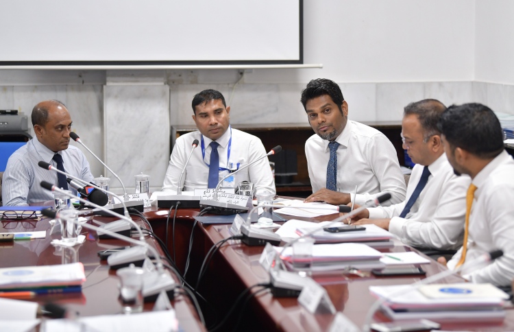 އެސްޓީއޯ އާއި މިފްކޯ: ގަދަކަމުން ކުރުވި ކައިވެންޏެއް