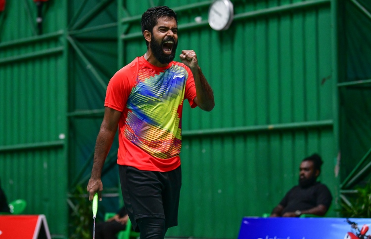 އުފާފާޅުކުރެވުނު ގޮތުން އަޖުފާން މާފަށް އެދިއްޖެ