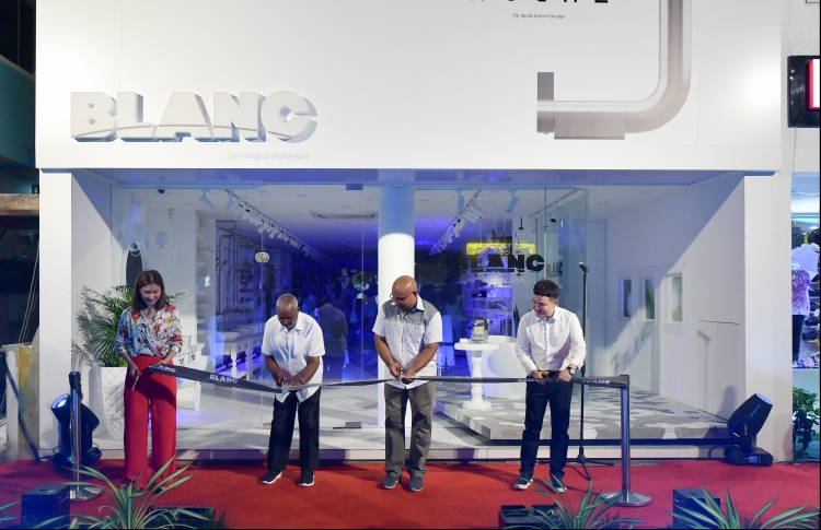 ބްލަންކްގެ ޝޯރޫމެއް ހުޅުމާލޭގައި ހުޅުވައިފި