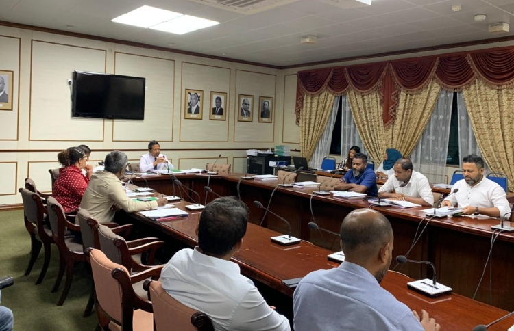 ޖުޑިޝަރީ ކޮމިޓީން ޖޭއެސްސީ އާއި ޑީޖޭއޭގެ ބަސް ހޯދަނީ