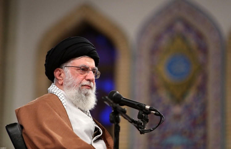 ނައްތާލަން ޖެހެނީ އިޒްރޭލް، މީހުންނެއް ނޫން: ޚާމަނާއީ