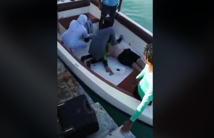 ޑިންގީއެއް ބަންޑުންޖަހާލައި ސްވިޑަން މީހަކު މަރުވެއްޖެ