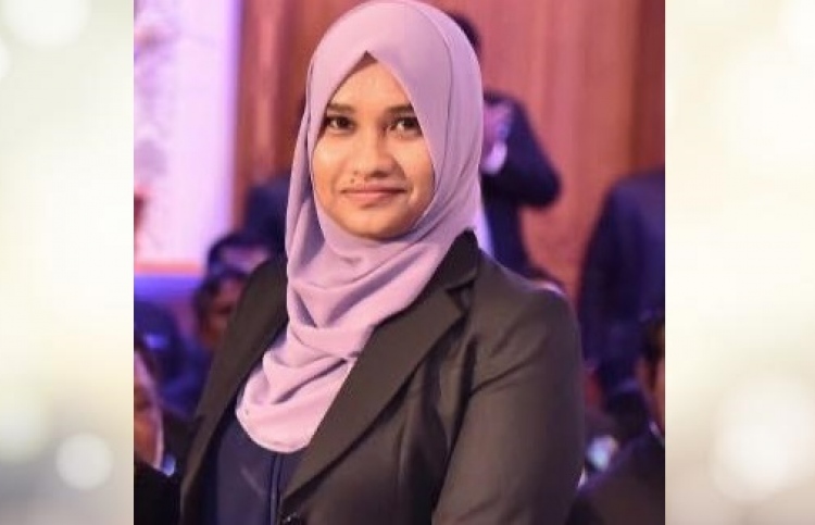 ސުޕްރީމް ކޯޓުގެ ޑިރެކްޓަރު އާތިކާ ސަސްޕެންޑްކޮށްފި