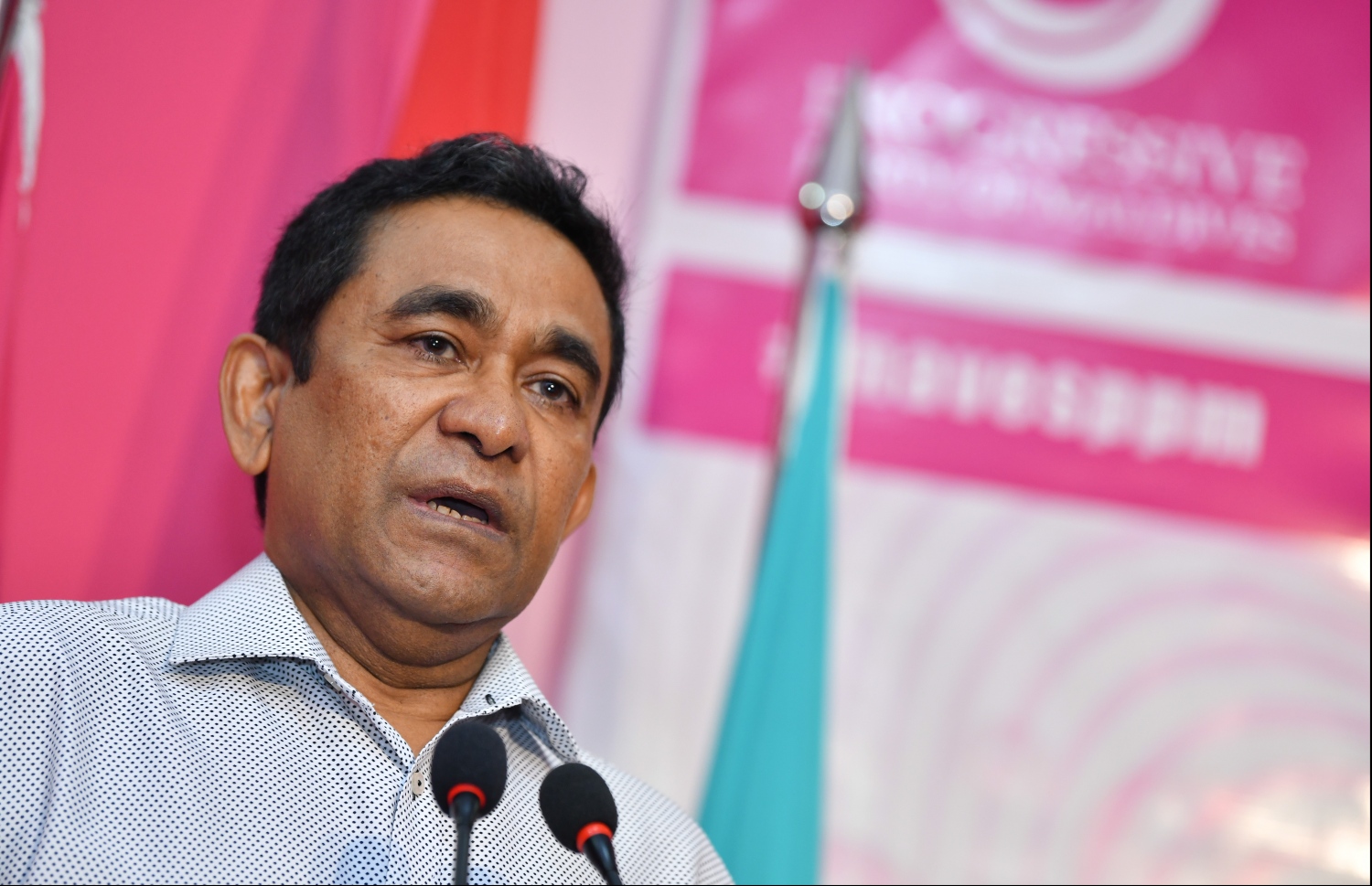 ޔާމީން: މަނީ ލޯންޑްރިންގެ ކުށް ސާބިތުވެ އެމަނިކުފާނަށް ވަނީ ފަސް އަހަރުގެ ޖަލު ހުކުމެއް އިއްވާފައި.