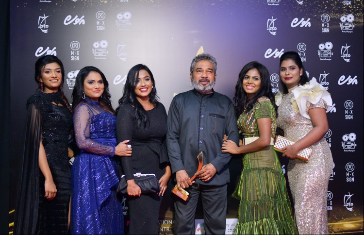 "އޯކިޑް: އޭނާގެ މާ" އަލުން އުފައްދަނީ