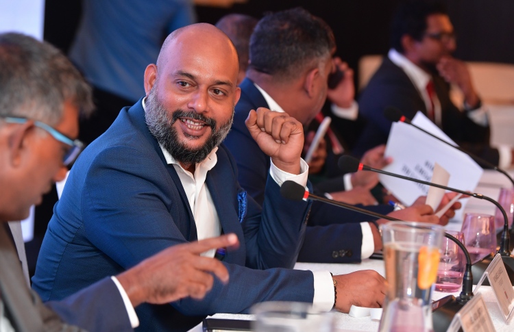 ސިޔާސީ ނުފޫޒަކީ ކުޅިވަރަށް ލިބޭ ނިކަމެތިކަން: ޝަވީދު