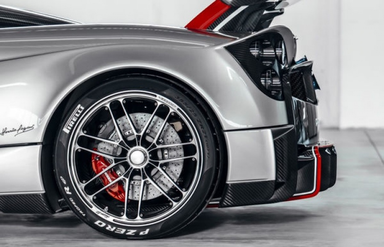 މިފަހަރު 5ޖީ ފޯނެއް ނޫން، ޓަޔަރެއް