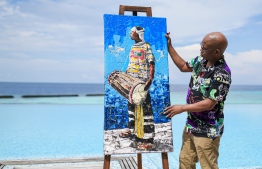 Mbongeni Buthelezi unveiling his Nurture art exhibition. COCO PALM BODU HITHI