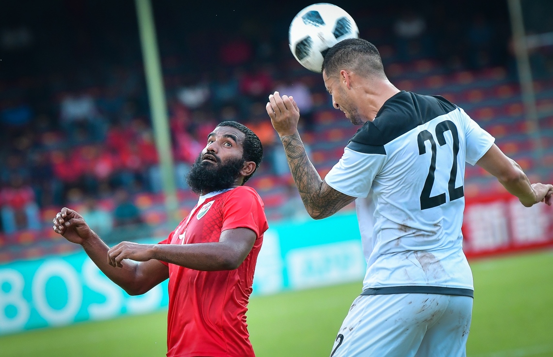 މާލެ: 19 ނޮވެމްބަރ 2019: ވޯލްޑް ކަޕް ކޮލިފައިންގައި ދިވެހިރާއްޖެ އާއި ގުއާމް ބައްދަލުކުރި މެޗުގެ ތެރެއިން: 3-1 އިން ގުއާމް ބަލިކޮށް ރާއްޖޭ ވަނީ އޭޝިއަން ކަޕް ކޮލިފައިންގެ ތިން ވަނަ ބުރުން ސީދާ ޖާގައެއް ހޯދުމުގެ އުއްމީދު އާކޮށްފައި. -ފޮޓޯ:ނިޝާން އަލީ /މިހާރު