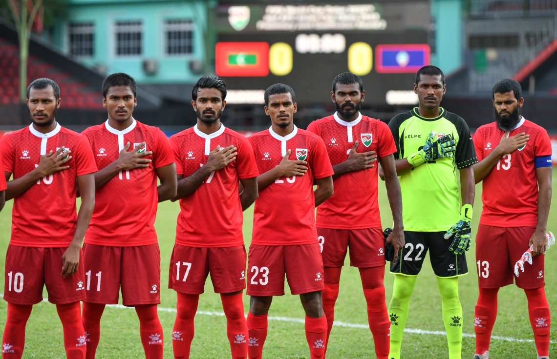 މާލެ: 19 ނޮވެމްބަރ 2019: ވޯލްޑް ކަޕް ކޮލިފައިންގައި ދިވެހިރާއްޖެ އާއި ގުއާމް ބައްދަލުކުރި މެޗުގެ ތެރެއިން،  3-1 އިން ގުއާމް ބަލިކޮށް ރާއްޖޭ ވަނީ އޭޝިއަން ކަޕް ކޮލިފައިންގެ ތިން ވަނަ ބުރުން ސީދާ ޖާގައެއް ހޯދުމުގެ އުއްމީދު އާކޮށްފައި. -ފޮޓޯ:ނިޝާން އަލީ /މިހާރު