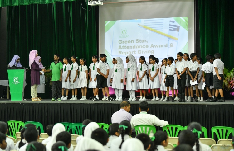 ކިޔެވުން ނިމި ދޮޅު މަހުގެ ސްކޫލް ބަންދު ފެށިއްޖެ