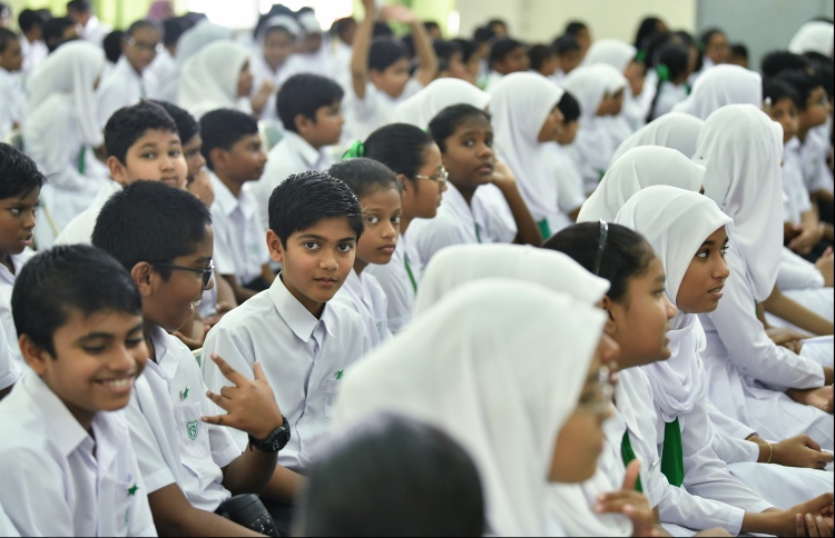 ސްކޫލްތައް ހުޅުވަން އަށް މިލިއަން ރުފިޔާ ބޭނުންވޭ