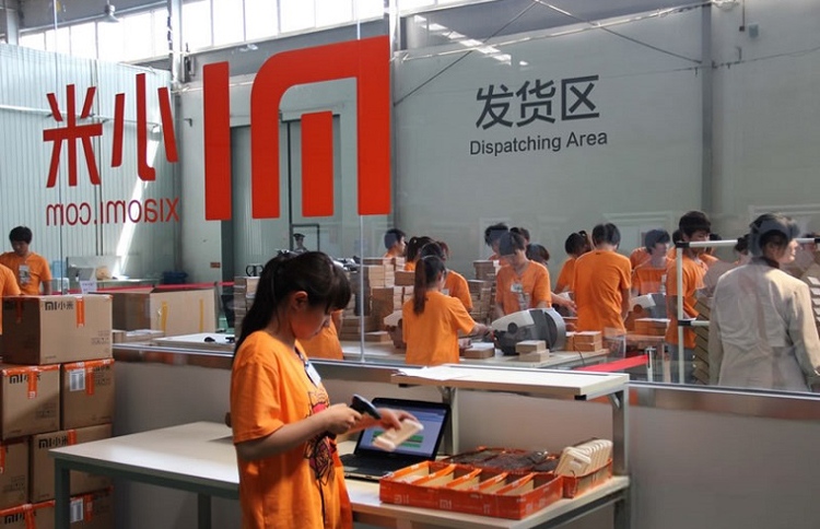 ޝޯމީން އަމިއްލަ 5ޖީ ފެކްޓަރީއެއް ހަދަނީ