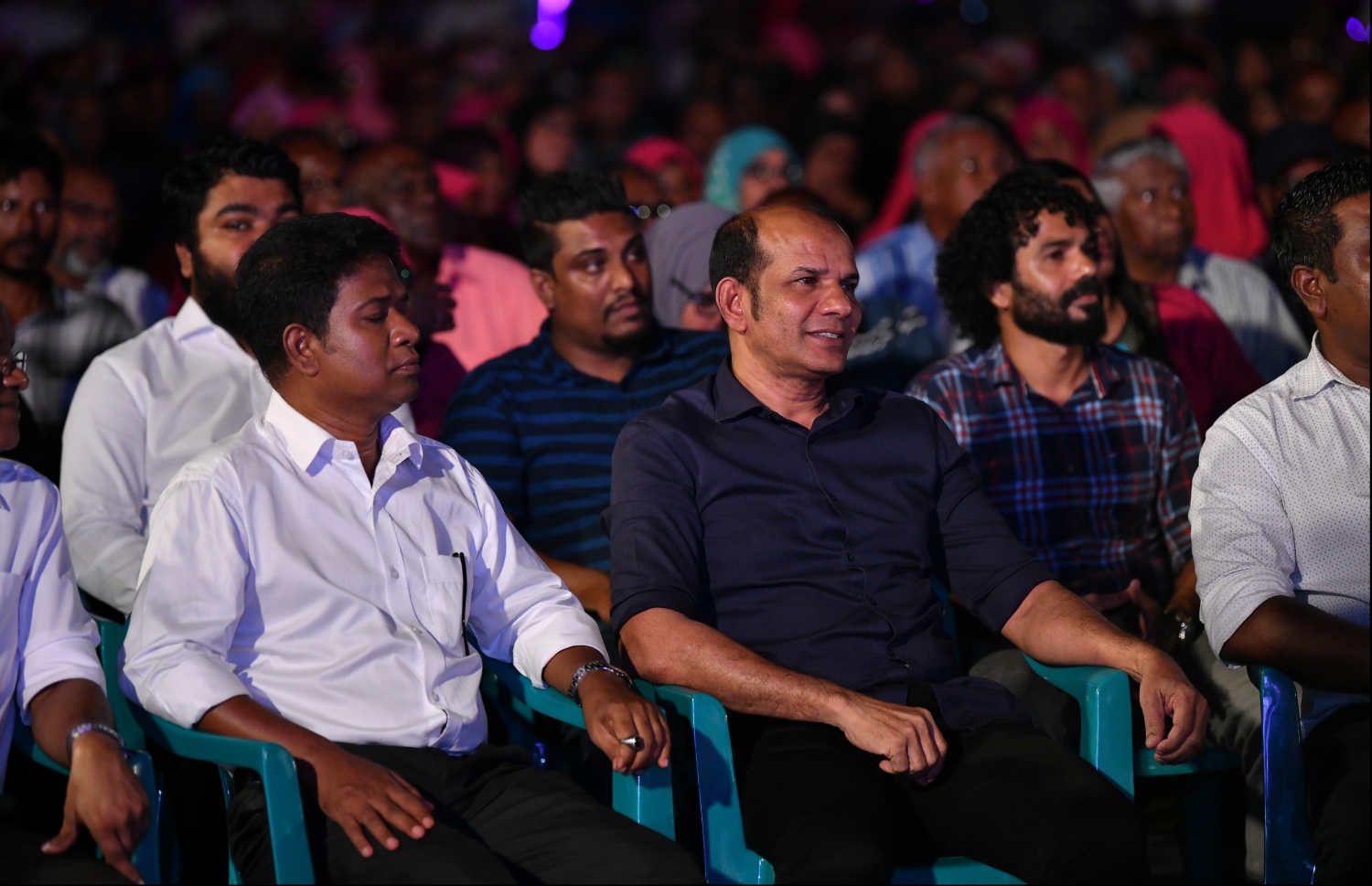 އިދިކޮޅު ޕީޕީއެމް/ޕީއެންސީން މިދިޔަ އަހަރުގެ ނޮވެމްބަރު މަހު ކާނިވާ ސަރަހައްދުގައި ބޭއްވި ޖަލްސާގައި، ދިއްދޫ ދާއިރާގެ ކުރީގެ މެމްބަރު ލަތީފް ބައިވެރިވެވަޑައިގަންނަވަނީ.---ފައިލް ފޮޓޯ: މިހާރު