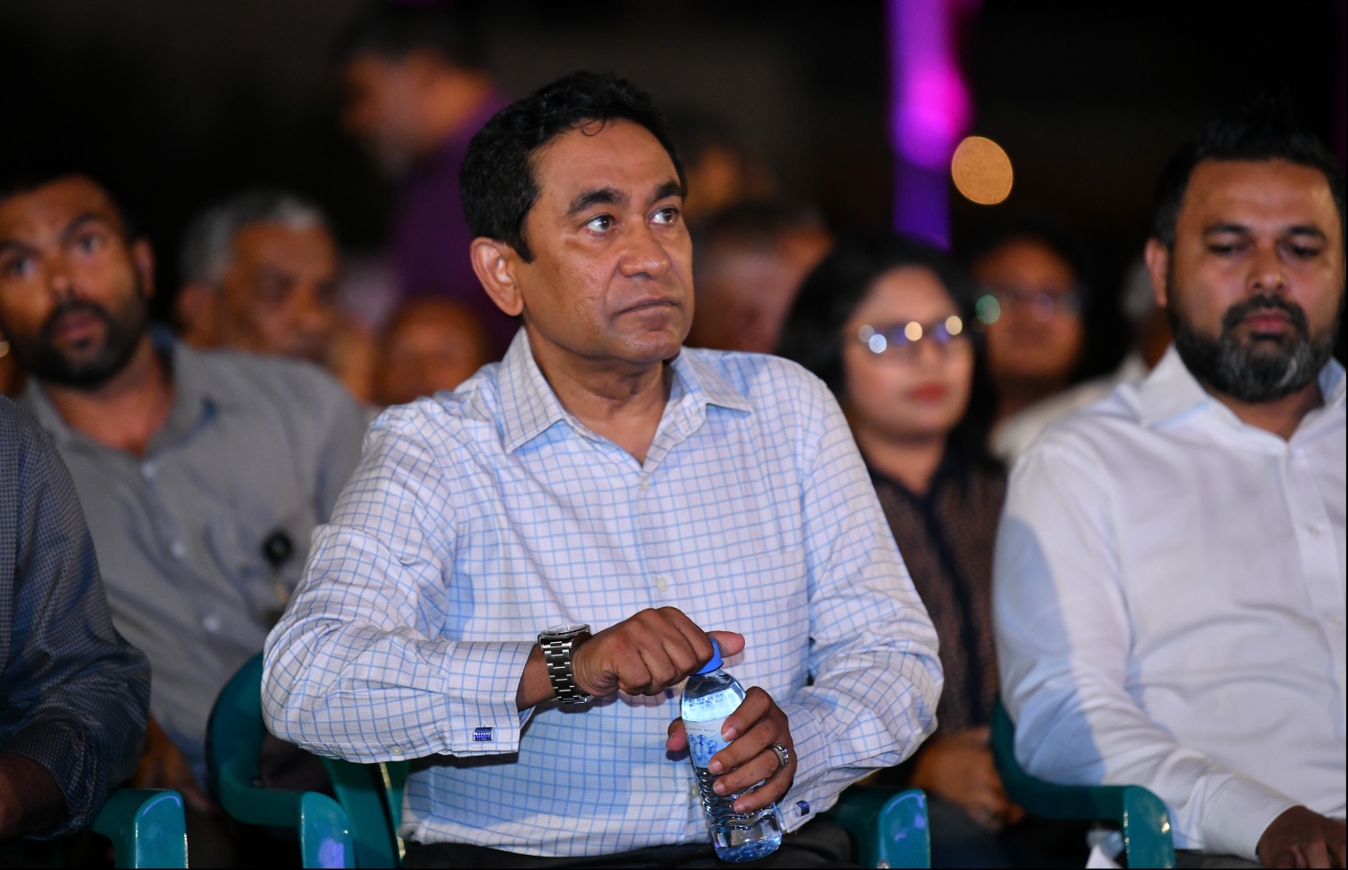 ޕީޕީއެމުން ބޭއްވި ޖަލްސާއެއްގައި ޔާމީން ބައިވެރިވެވަޑައިގަންނަވަނީ: އެމަނިކުފާނު ޖަލަށްލާފައިވާ މައްސަލަ އިދިކޮޅުން މިއަދު ވަނީ އީޔޫއާ ހިއްސާ ކޮށްފައި.---ފޮޓޯ: މިހާރު