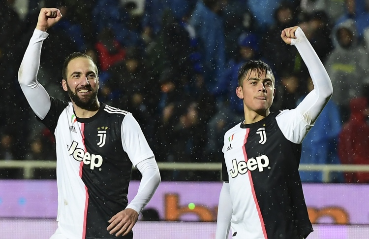 ހިގުއައިންގެ ލަނޑުތަކުން ޔުވެންޓަސް އަށް މޮޅެއް