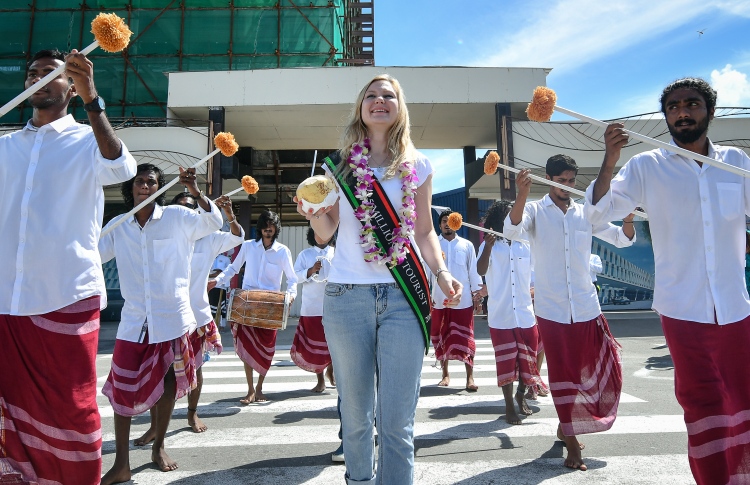 މަސައްކަތްތެރިންގެ ހައްގު ބައި ހޯދައިދީ!