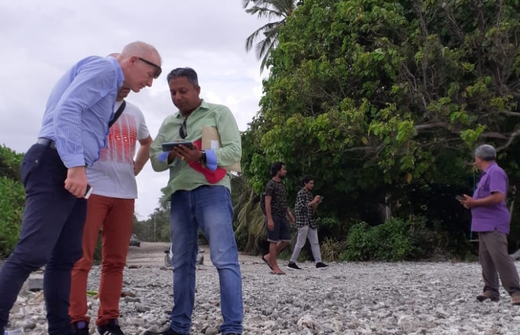 ކޭބަލް ކާރު އަޅަން ކާށިދޫ ދާއިރާއަށް ބޭރުގެ ތަޖުރިބާކާރެއް