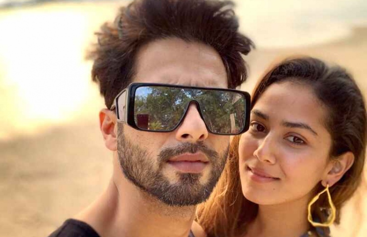 ޝާހިދުގެ އަންހެނުން ރެސްޓޯރަންޓް ވިޔަފާރި އަށް