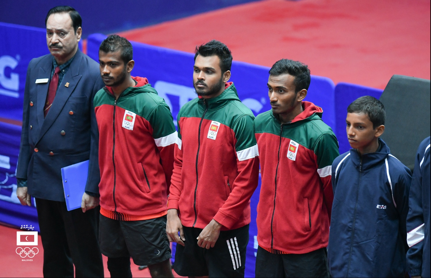 ރާއްޖޭގެ ފިރިހެން ޓީޓީ ޓީމުގެ ބައެއް ކުޅުންތެރިން މިއަދު ލަންކާއާ ދެކޮޅަށް ކުޅުނު މެޗުގެ ތެރެއިން. -- ފޮޓޯ: މޯލްޑިވްސް އޮލިމްޕިކް ކޮމިޓީ/ ހުސެއިން ވަހީދު