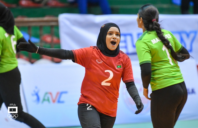 ތިން ވަނަ ހޮވި މެޗުން ލަންކާ އަތުން ރާއްޖެ ބަލިވެއްޖެ