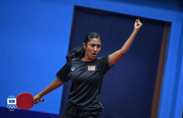 ރަފާ އަތުން ލަންކާގެ އެއް ވަނަ އަށް ހަނި މޮޅެއް