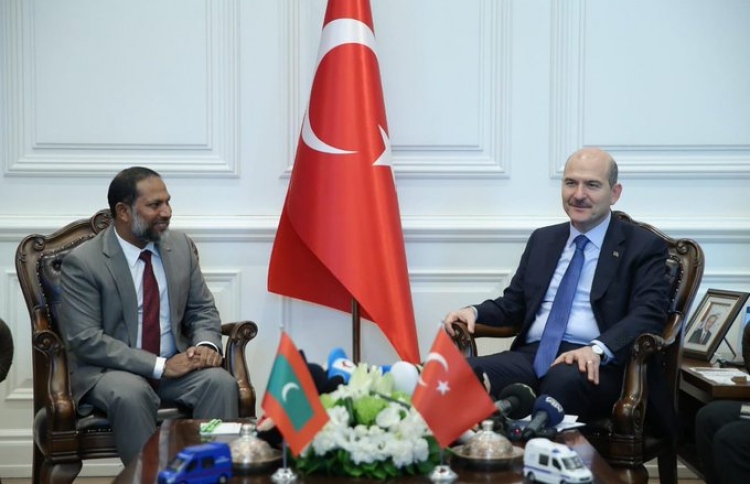 ފުލުހުންގެ ޚިދުމަތް ތަރައްގީ ކުރަން ތުރުކީން އެހީވަނީ