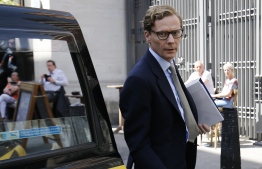 (FILES) In this file photo taken on June 06, 2018 Cambridge Analytica's former CEO Alexander Nix arrives to give evidence to Parliament's Digital, Culture, Media and Sport (DCMS) Committee at Portcullis House in central London. - US regulators concluded Friday that British consultancy Cambridge Analytica -- at the center of a massive scandal on hijacking of Facebook data -- deceived users of the social network about how it collected and handled their personal information. (Photo by Tolga AKMEN / AFP)