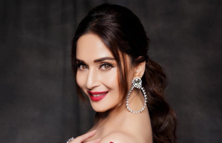 މަދޫރީގެ ވެބް ސީރީޒެއް ނެޓްފްލިކްސް އަށް