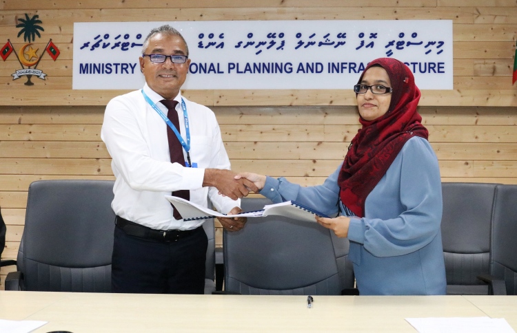 ހަތް ރަށެއްގެ ބަނދަރު ހަދަން އެމްޓީސީސީއާ ހަވާލުކޮށްފި