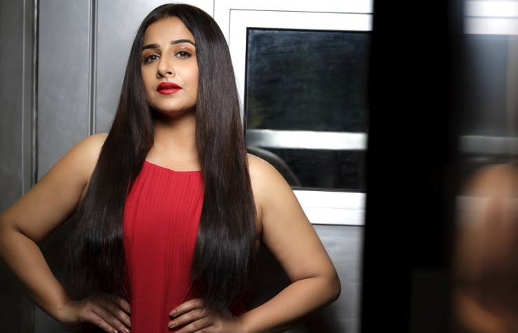 ބޮލީވުޑްގެ ޚަބަރުތައް ކުރުކޮށް