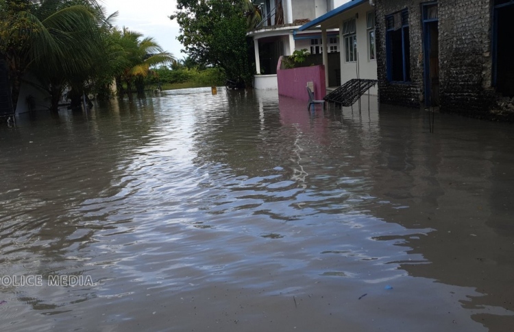 ދާންދޫގައި ފެންބޮޑުވެ 30 ގެއަކަށް ގެއްލުންވެއްޖެ