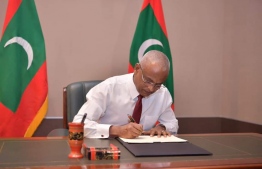 President Ibrahim Mohamed Solih ratifies the eighth amendment to the Decentralisation Act, granting financial empowerment to local councils. PHOTO/PRESIDENT'S OFFICE
