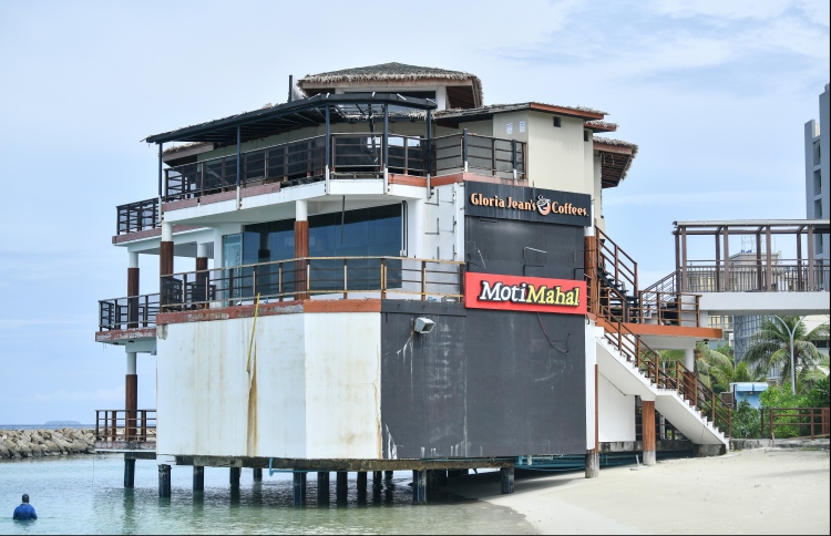 ރަސްފަންނުގެ ޕެވީލިއަން ހުސްކޮށްފި، ތަން ގޮނޑަކަށް!