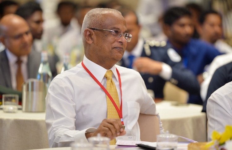 ލާމަރުކަޒީ ހައްލަށް ރައީސާއި ކައުންސިލަރުން އެއްމޭޒަކަށް