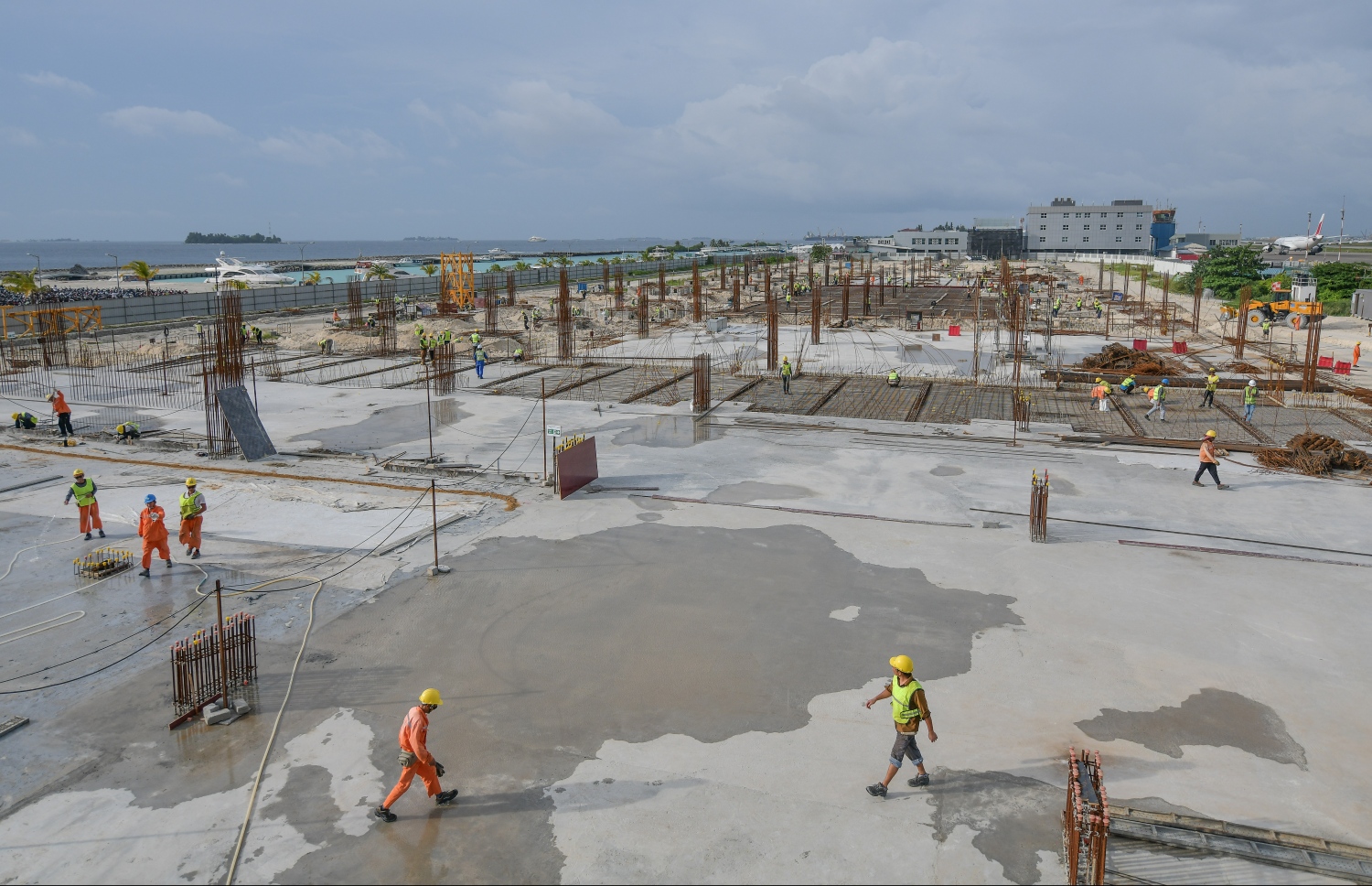 ޓާމިނަލްގެ ލެވެލް ފައުންޑޭޝަން އަޅާފައި އޮތް ސަރަހައްދު-- ފޮޓޯ: ނިޝާން އަލީ/ މިހާރު