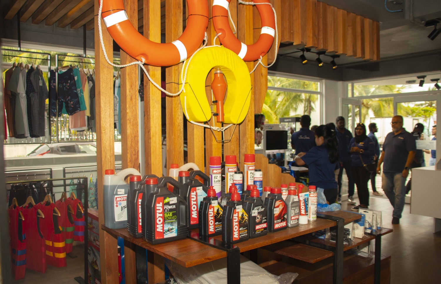 ސީ ގިއާއިން ވިއްކާ އޮޑިދޯނި ފަހަރަށް ބޭނުންވާ ސާމާނު ޑިސްޕްލޭ ކޮށްފައި-- ފޮޓޯ: ސީ ގިއާ