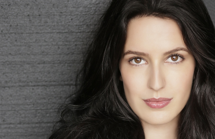 ބޮލީވުޑްގެ ޚަބަރުތައް ކުރުކޮށް