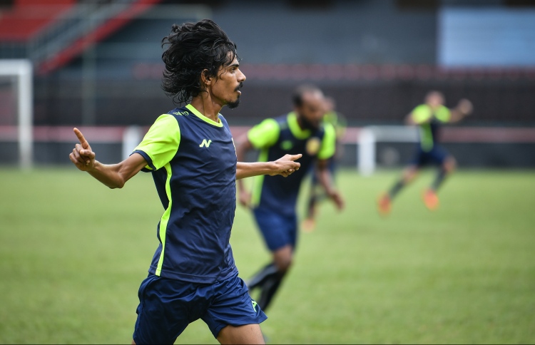 ޔުނައިޓެޑް ވިކްޓްރީން ޓީސީ ބަލިކޮށްފި