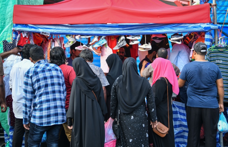 50 އަށް ވުރެ ގިނަ މީހުން އެއްވެ އުޅުން މަނާކޮށްފި