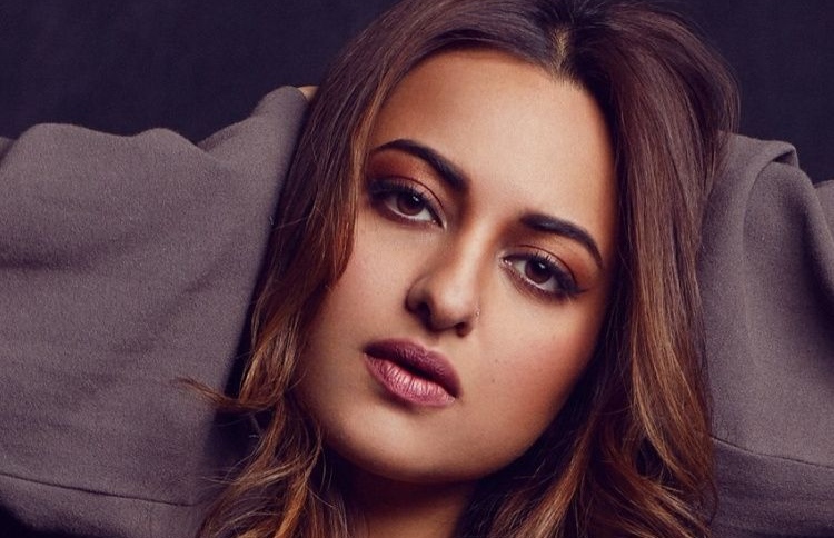 ހުނަރު ވަޒަންކުރާނީ މީހާގެ ބަރުދަނަކުން ނޫޏް: ސޮނާކްޝީ