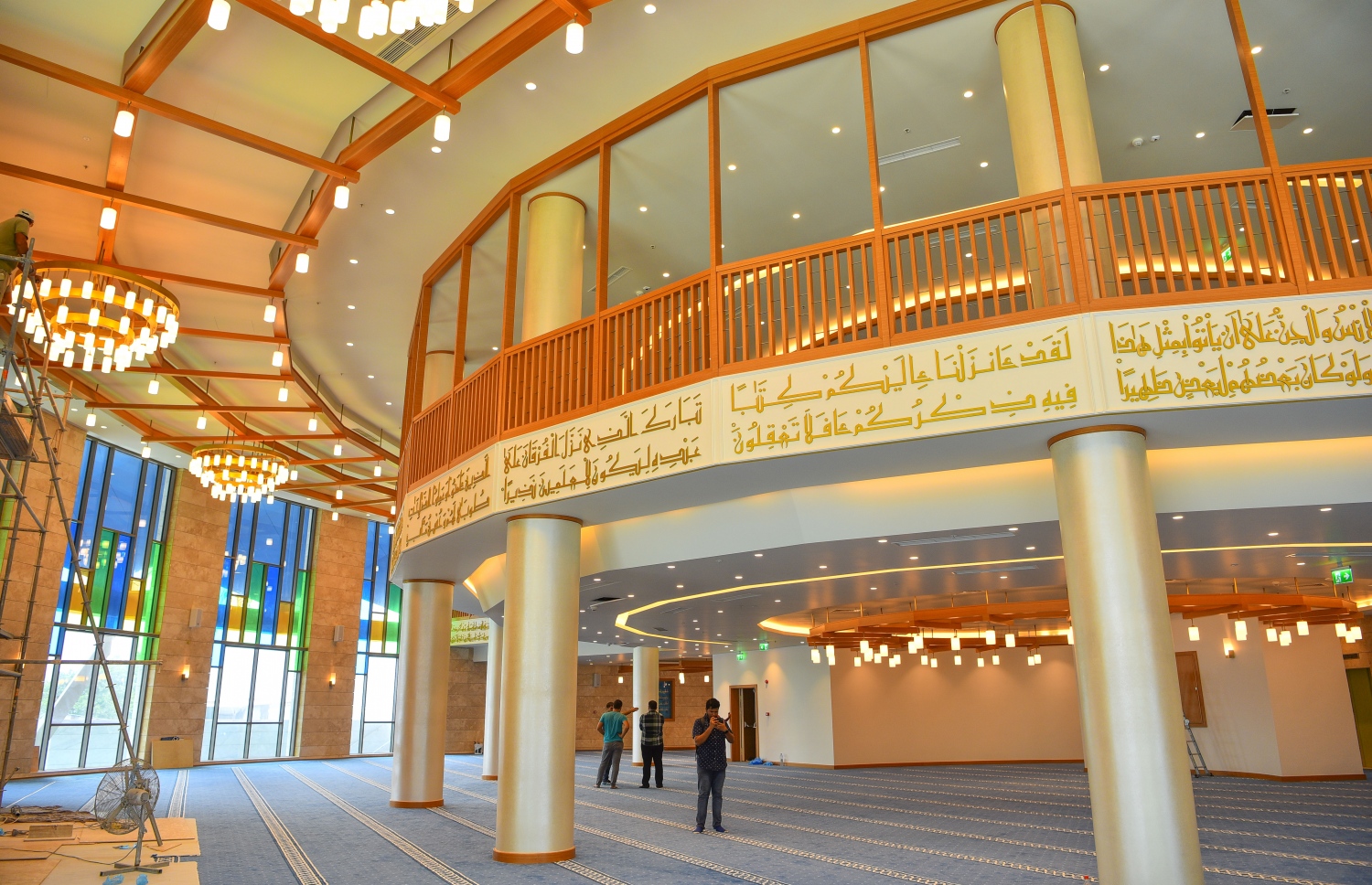 މާލެ- ޖެނުއަރީ 7، 2020: ސައޫދީ އަރަބިއްޔާގެ ރަސްގެފާނު ސަލްމާން އަބްދުލްއަޒީޒްގެ ޚަރަދުގައި މާލޭގައި އިމާރާތް ކުރި މިސްކިތުގައި ފިރިހެނުން ނަމާދު ކުރަން ހާއްސަ ބައި: މިއީ ރީތި އަދި ފުރިހަމަ މިސްކިތެއް--. ފޮޓޯ: ނިޝާން އަލީ/މިހާރު